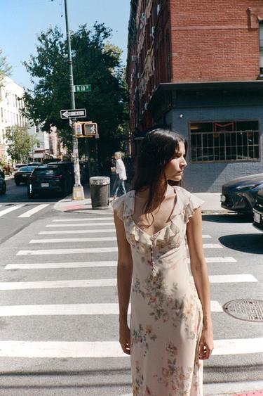 Zara {名称} - {颜色}