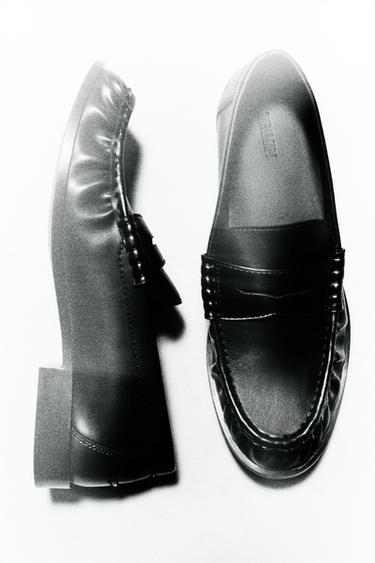 PENNY LOAFERS - Black by Zara