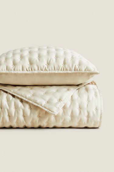 PLAIN QUILT WITH KNOTS - Cava by Zara