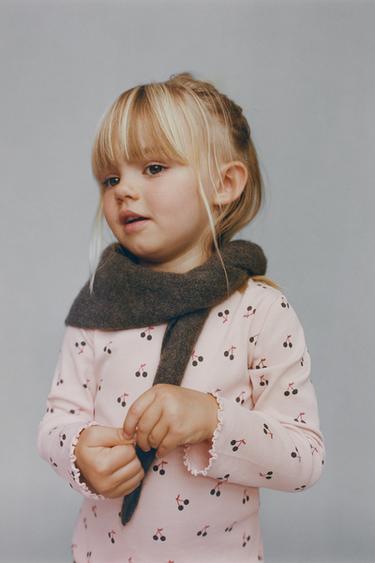 Zara {名称} - {颜色}