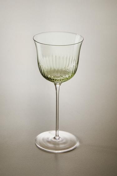 TRANSPARENT WINE GLASS - Greenish by Zara