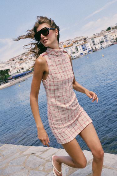 SHORT TEXTURED DRESS - White / Pink by Zara