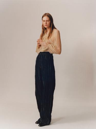 Zara {名称} - {颜色}