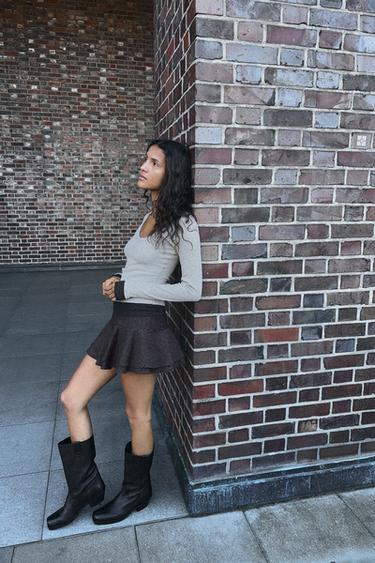 Zara {名称} - {颜色}