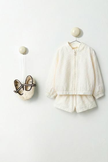LOOK - Apple green by Zara