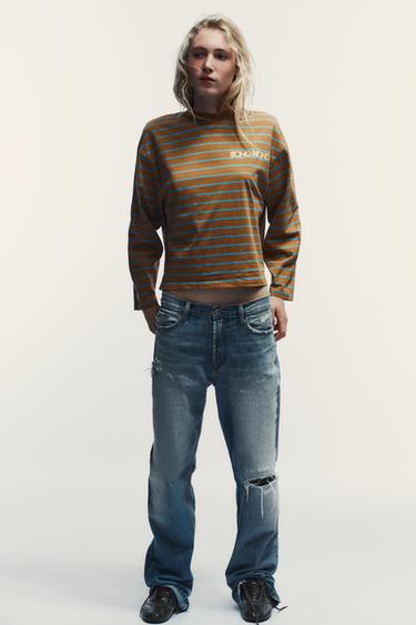 STRIPED T-SHIRT WITH TEXT - striped by Zara