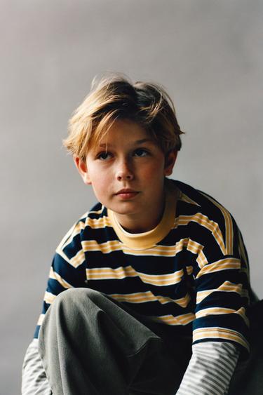 Zara {名称} - {颜色}