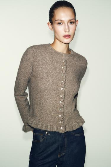 Zara {名称} - {颜色}