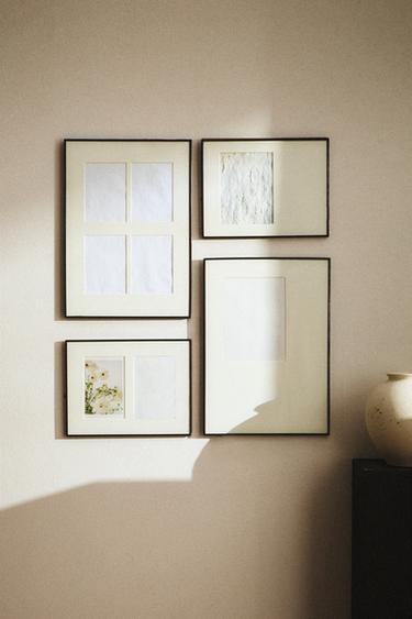 PHOTO FRAME WITH PASSE-PARTOUT - Black by Zara