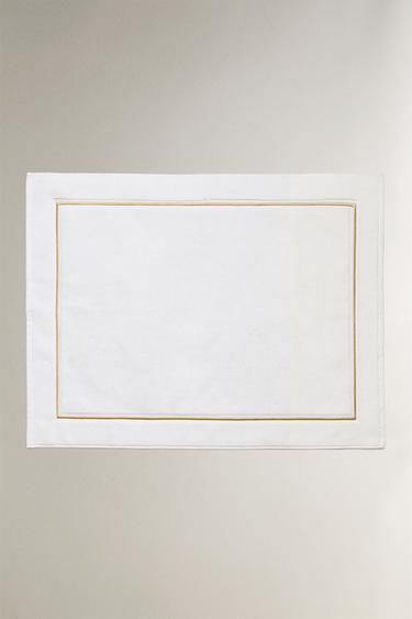 BATH MAT WITH TRIM - Beige by Zara