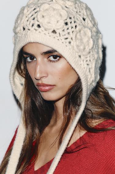EMBOSSED FLORAL CROCHET BONNET - Ecru by Zara