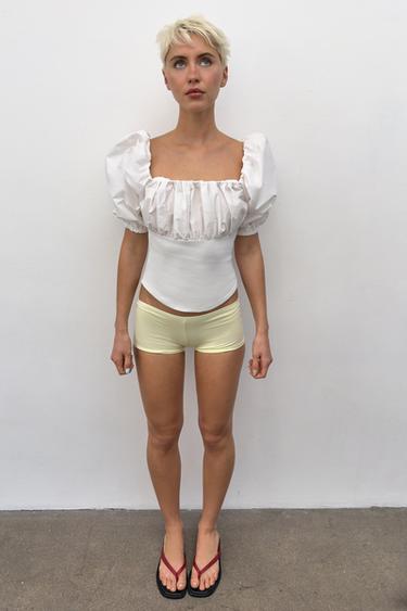 Zara {名称} - {颜色}