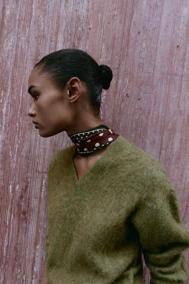 Zara {名称} - {颜色}