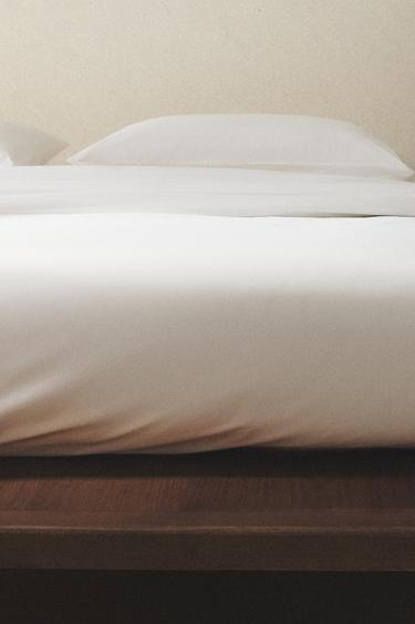 PERCALE DUVET COVER (200 THREAD COUNT) - White by Zara