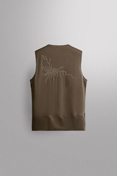 Zara {名称} - {颜色}