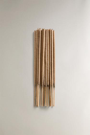 ORCHIDÉE LUMIÈRE AROMATIC INCENSE STICKS (PACK OF 20) - Pale pink by Zara