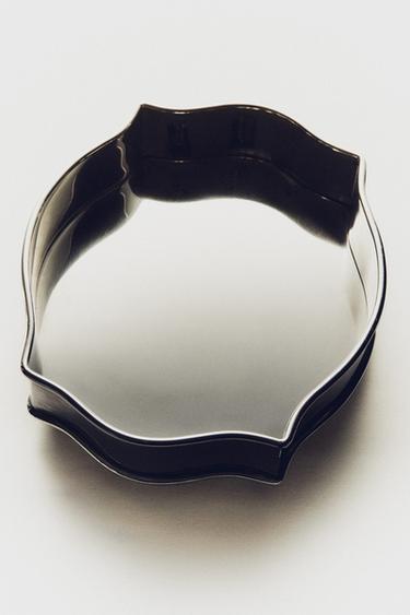 SILVER STEEL TRAY - Silver by Zara