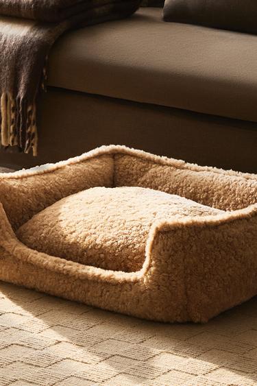 FAUX SHEARLING PET BED - Beige by Zara