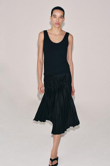 Zara {名称} - {颜色}