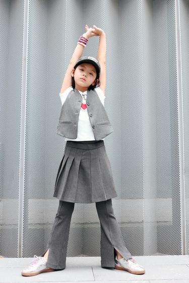 Zara {名称} - {颜色}