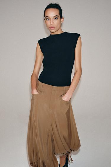 Zara {名称} - {颜色}