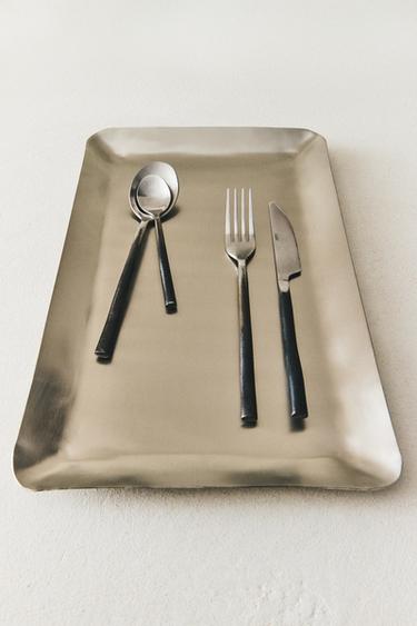 4-PIECE CUTLERY SET WITH ANTIQUE FINISH - Black by Zara