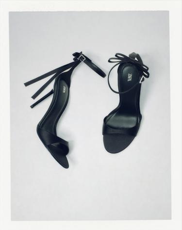 BOW ANKLE STRAP SANDALS - Black by Zara