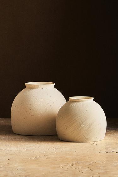 ROUND CERAMIC VASE - White by Zara