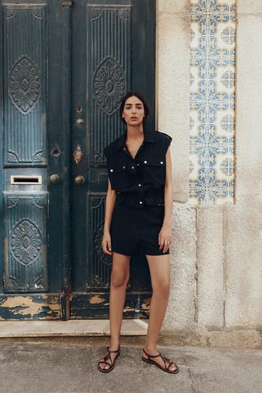 SHORTS WITH ELASTIC WAIST - Black by Zara