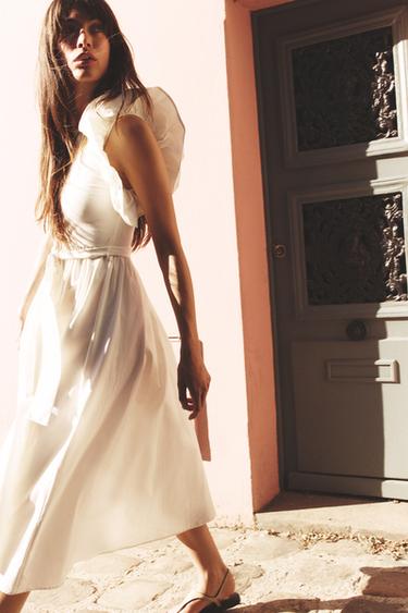 Zara {名称} - {颜色}