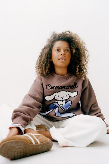 CINNAMOROLL © SANRIO FLOCK PRINT SWEATSHIRT - Brown by Zara