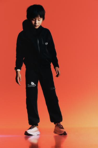 WATER-REPELLENT HOODED LINED TECHNICAL JACKET - Black by Zara