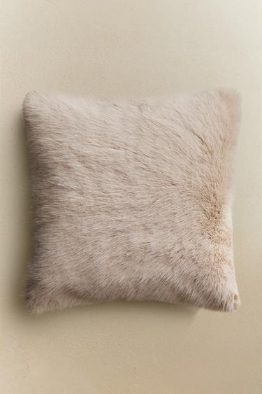 LONG PILE FAUX FUR CUSHION COVER - Ecru by Zara