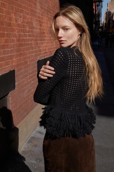 Zara {名称} - {颜色}