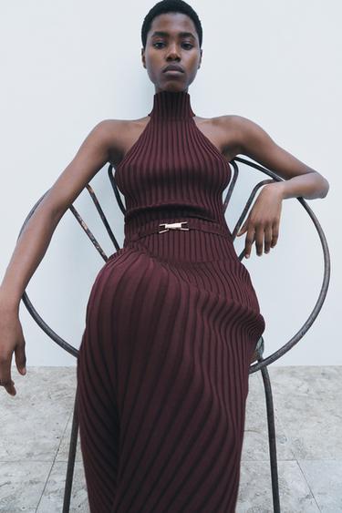 RIBBED KNIT HALTER TOP - Burgundy by Zara