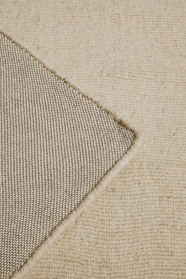 WOOL RUG - Beige by Zara
