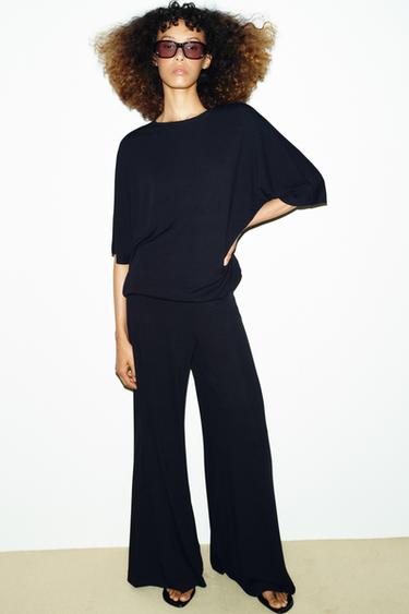 OVERSIZE FLOWING T-SHIRT - Black by Zara