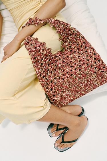 RAFFIA BUCKET BAG - Pink by Zara