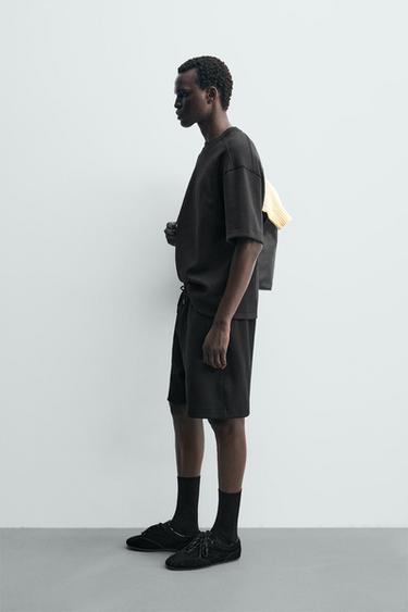 INTERLOCK RELAXED FIT JOGGER BERMUDA SHORTS - Black by Zara