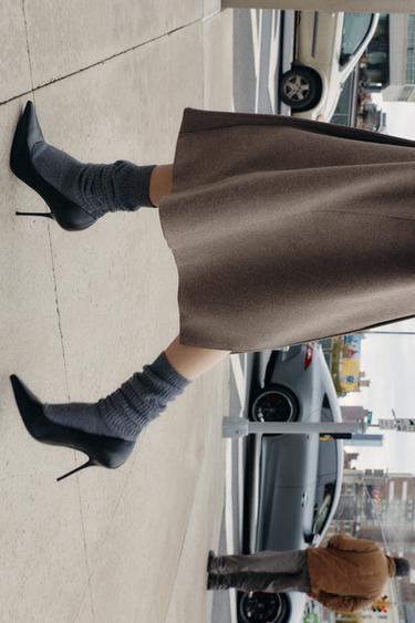 Zara {名称} - {颜色}