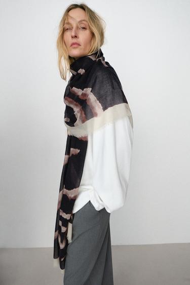 SPOT PRINT SCARF - Black by Zara - Image 0