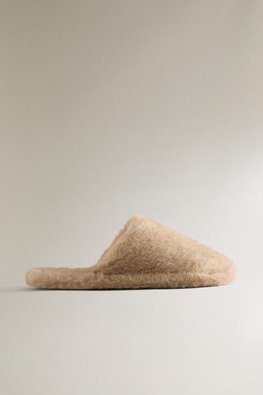 FAUX FUR MULE SLIPPERS - Beige by Zara