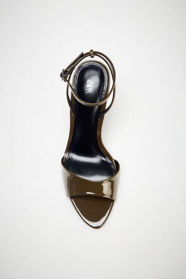 Zara {名称} - {颜色}