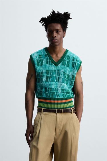 GRAPHIC PRINT KNIT WAISTCOAT © OTIS KWAME KYE QUAICOE - Emerald by Zara
