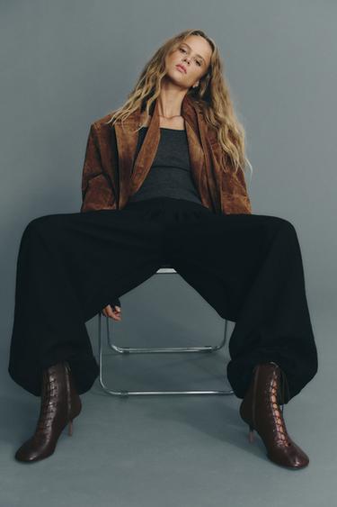 LEATHER KITTEN ANKLE BOOTS - Brown by Zara