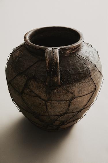 TERRACOTTA LATTICE VASE - Khaki by Zara