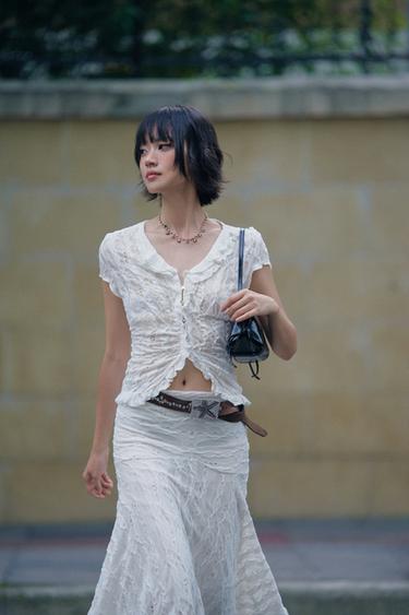 CUTOUT RUFFLED BLOUSE - Oyster-white by Zara