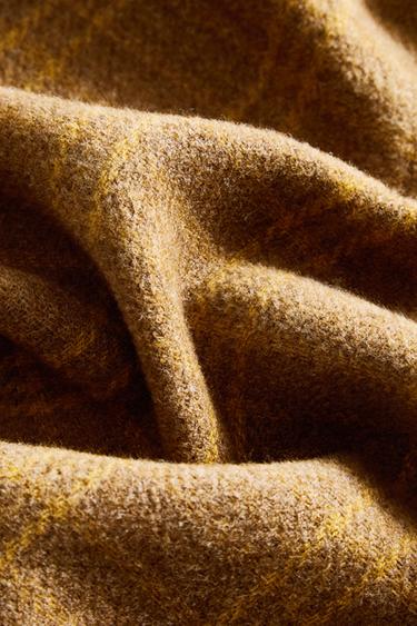 CHECK THROW - Mustard by Zara