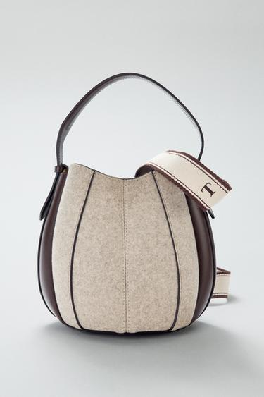 TOPSTITCH FABRIC BUCKET BAG - Ecru by Zara