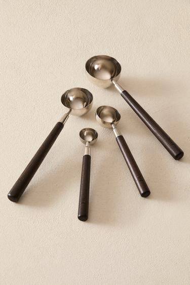 PACK OF KITCHEN MEASURING SPOONS (PACK OF 4) - Brown by Zara